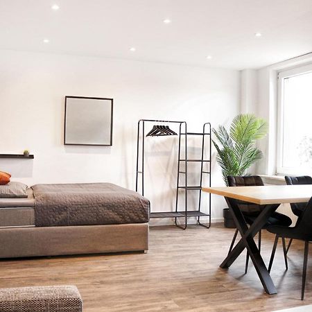 Lightplace • Groessere Gruppen • 4 Einzelzimmer • Boxspring • Smart Tv • Biergarten • Restaurant Braunschweig Eksteriør bilde