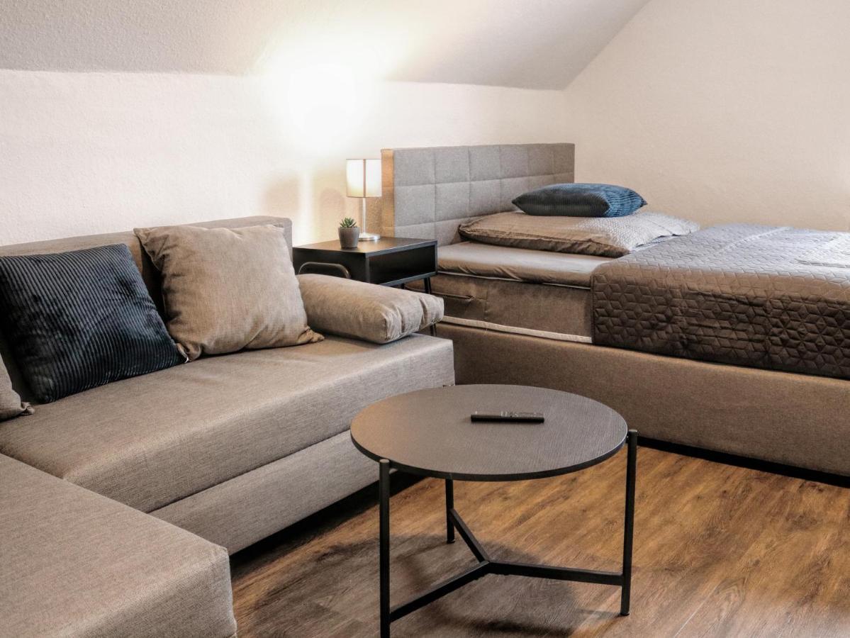 Lightplace • Groessere Gruppen • 4 Einzelzimmer • Boxspring • Smart Tv • Biergarten • Restaurant Braunschweig Eksteriør bilde