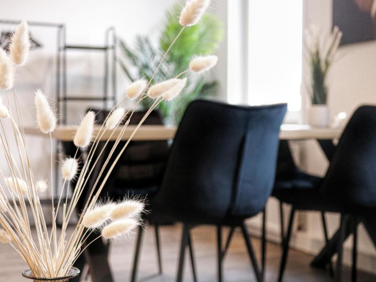 Lightplace • Groessere Gruppen • 4 Einzelzimmer • Boxspring • Smart Tv • Biergarten • Restaurant Braunschweig Eksteriør bilde