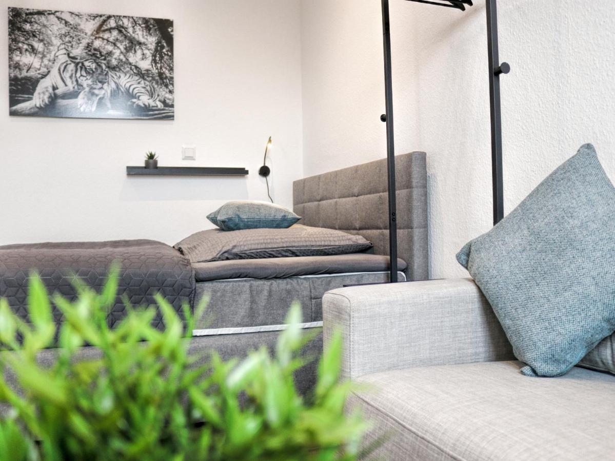 Lightplace • Groessere Gruppen • 4 Einzelzimmer • Boxspring • Smart Tv • Biergarten • Restaurant Braunschweig Eksteriør bilde