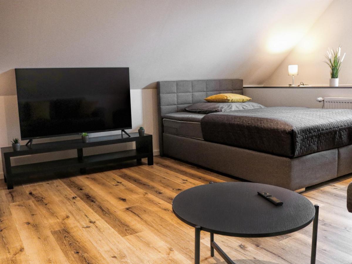 Lightplace • Groessere Gruppen • 4 Einzelzimmer • Boxspring • Smart Tv • Biergarten • Restaurant Braunschweig Eksteriør bilde